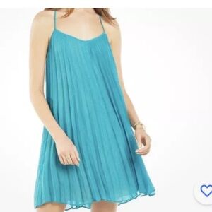 BCBGMAXAZRIA Giselle Pleated Halter Dress sz XXS emerald  jewel green aline BOHO